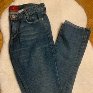 Vintage Levi’s skinny 582 jeans